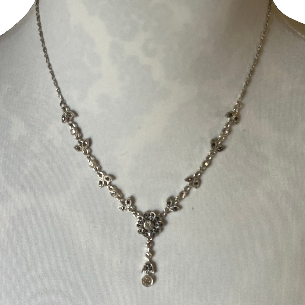 Vintage-Inspired Silver Floral Y-Drop Necklace with Rhinestone Accents